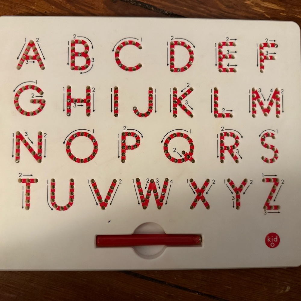 Used Great Condition A to Z Upper Case Letter Magnetic Writing Tablet and Pen